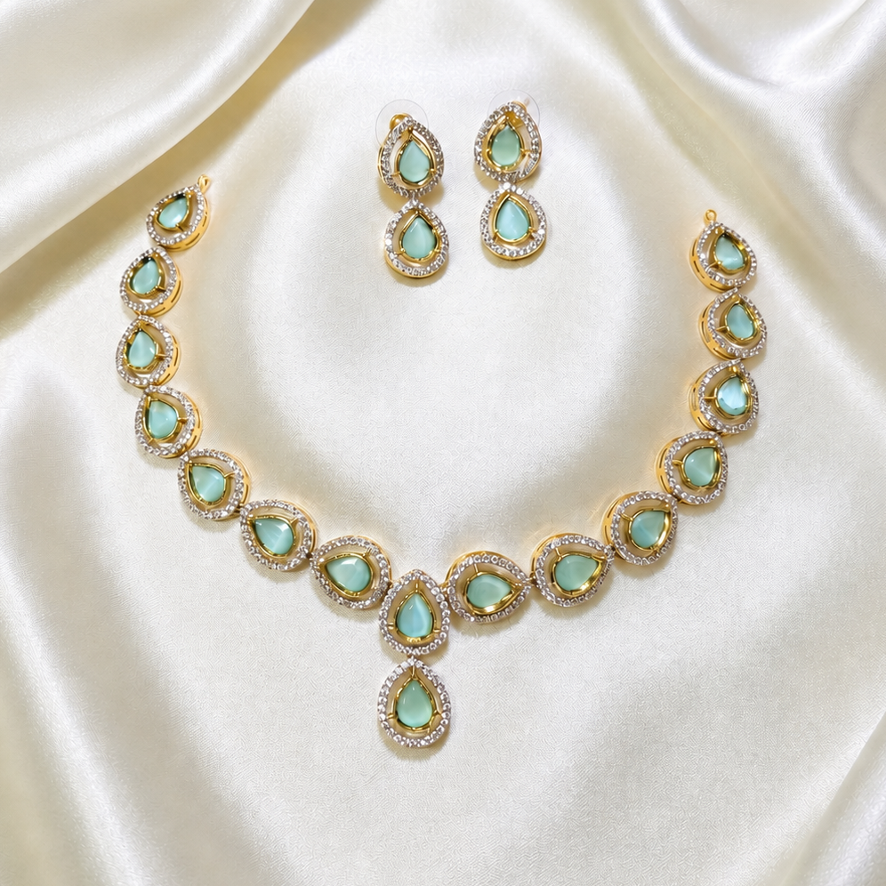 Arhoha Antique Gold Green Aventurine Dazzling Drop Partywear Necklace Set.