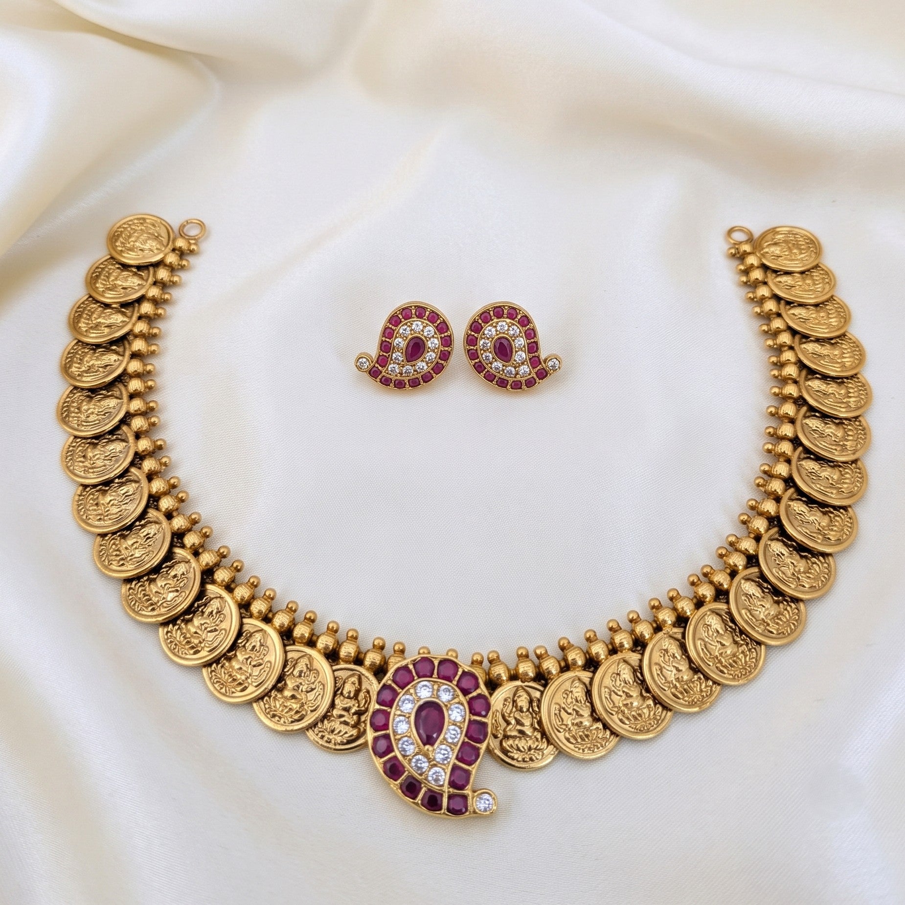 Antique Gold Lakshmi Coin Kemp Mango Necklace Set
