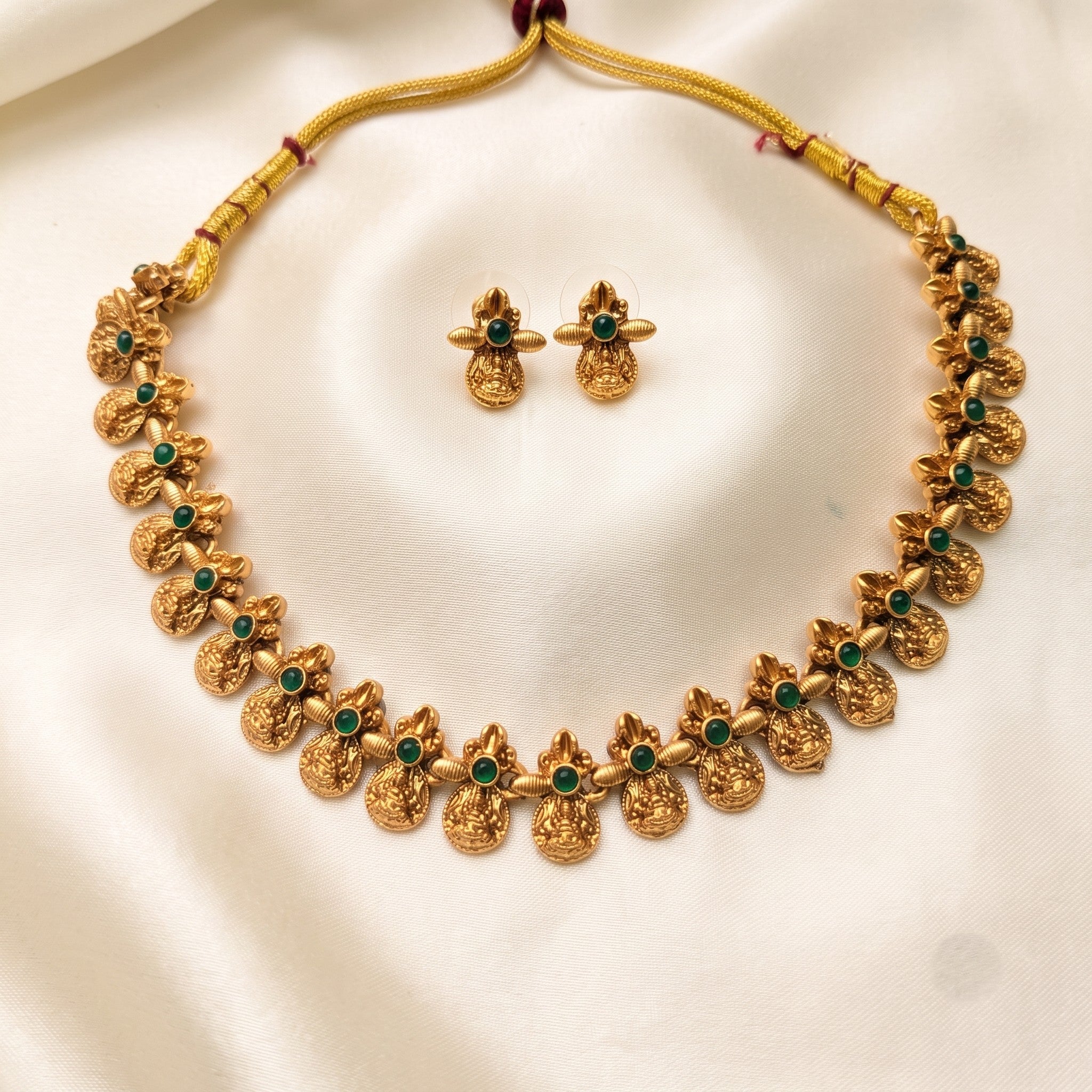 Antique Gold Kemp Lakshmi Coin Necklace Set