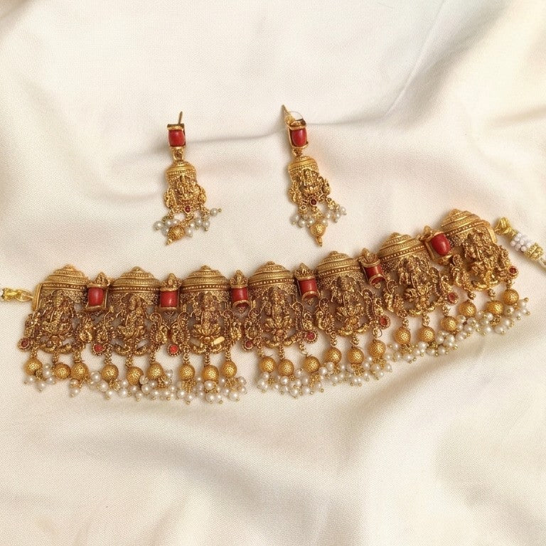 Gold necklace with orange Coral Pearl beads o Temple design Choker necklace Set Bridal
