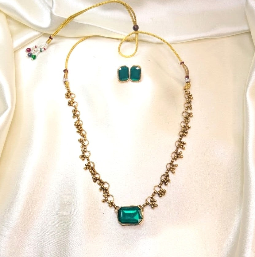 Cluster Ghungroo Gemstone Necklace Set