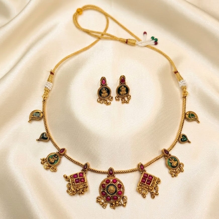 Kemp Palakka Lakshmi Chain Necklace Set