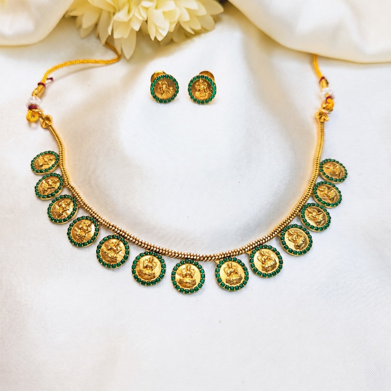 Lakshmi Design Coin Chain Necklace Set
