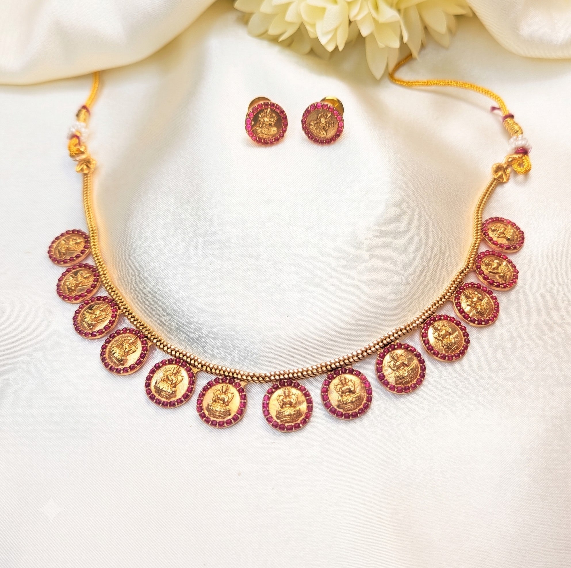 Lakshmi Design Coin Chain Necklace Set