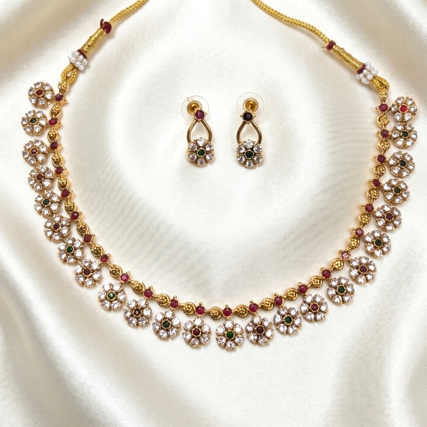 Floral Kemp Simple Necklace Set