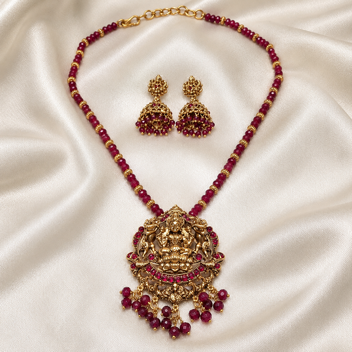 Nagas Lakshmi Crystal Bead Necklace Set
