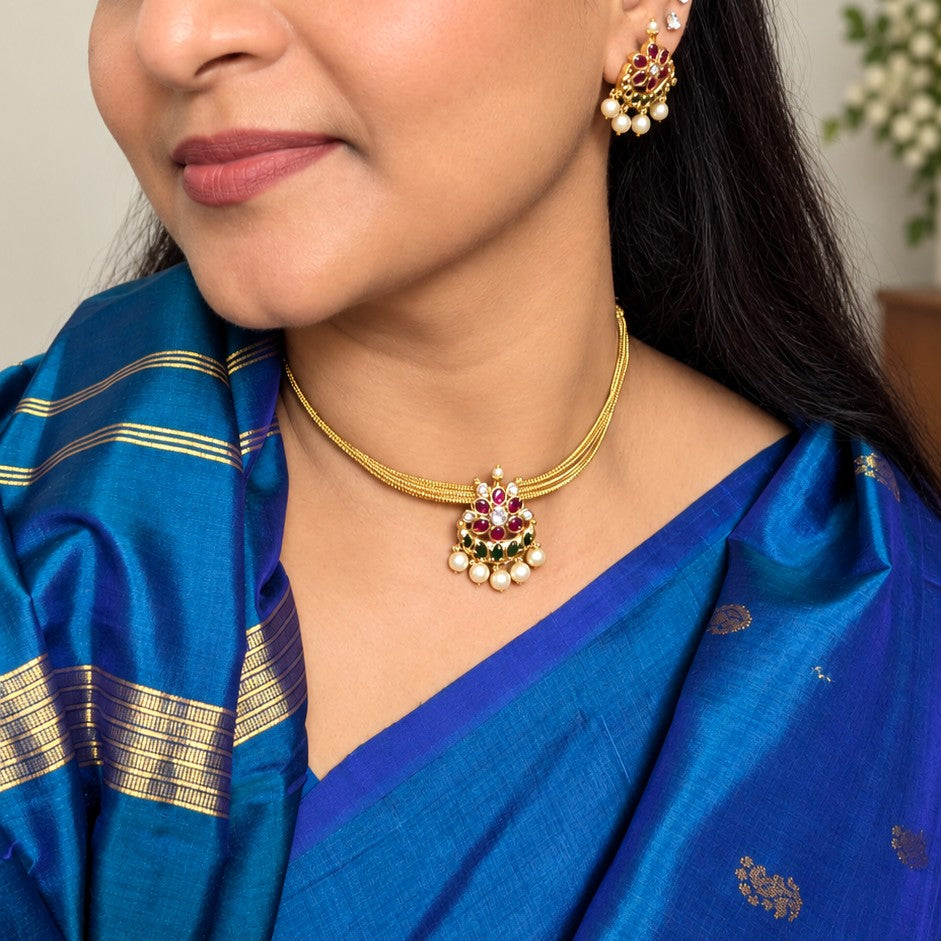 Traditional Kemp Pearl Pendant Attigai Necklace Set