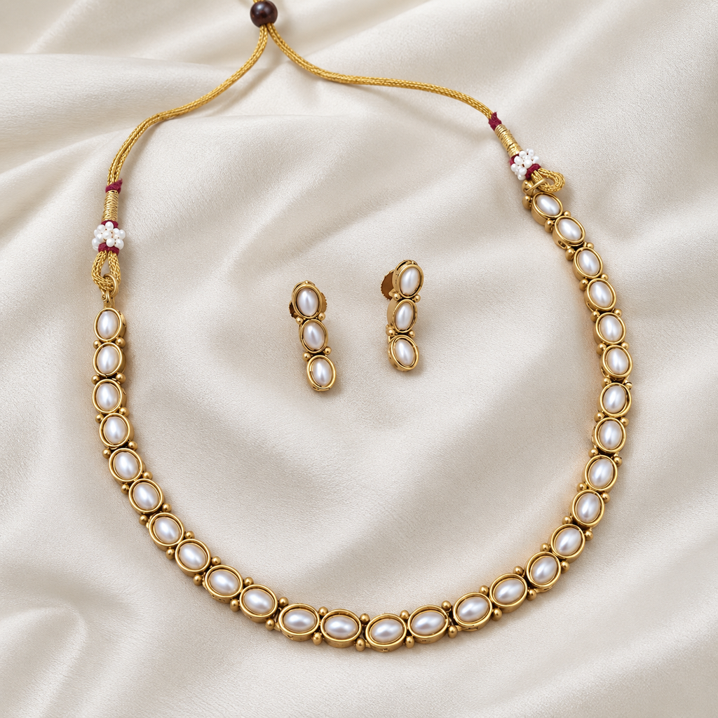 Antique Gold Gemstone Simple Necklace Set