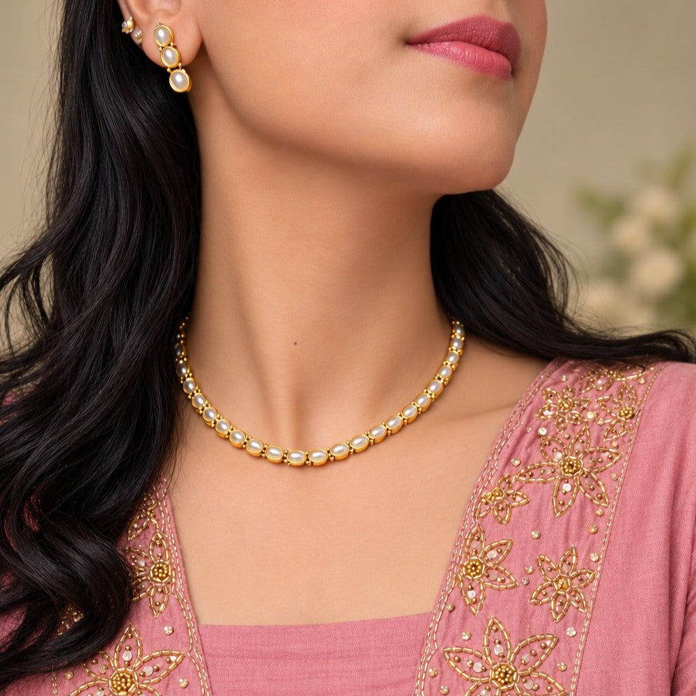 Antique Gold Gemstone Simple Necklace Set