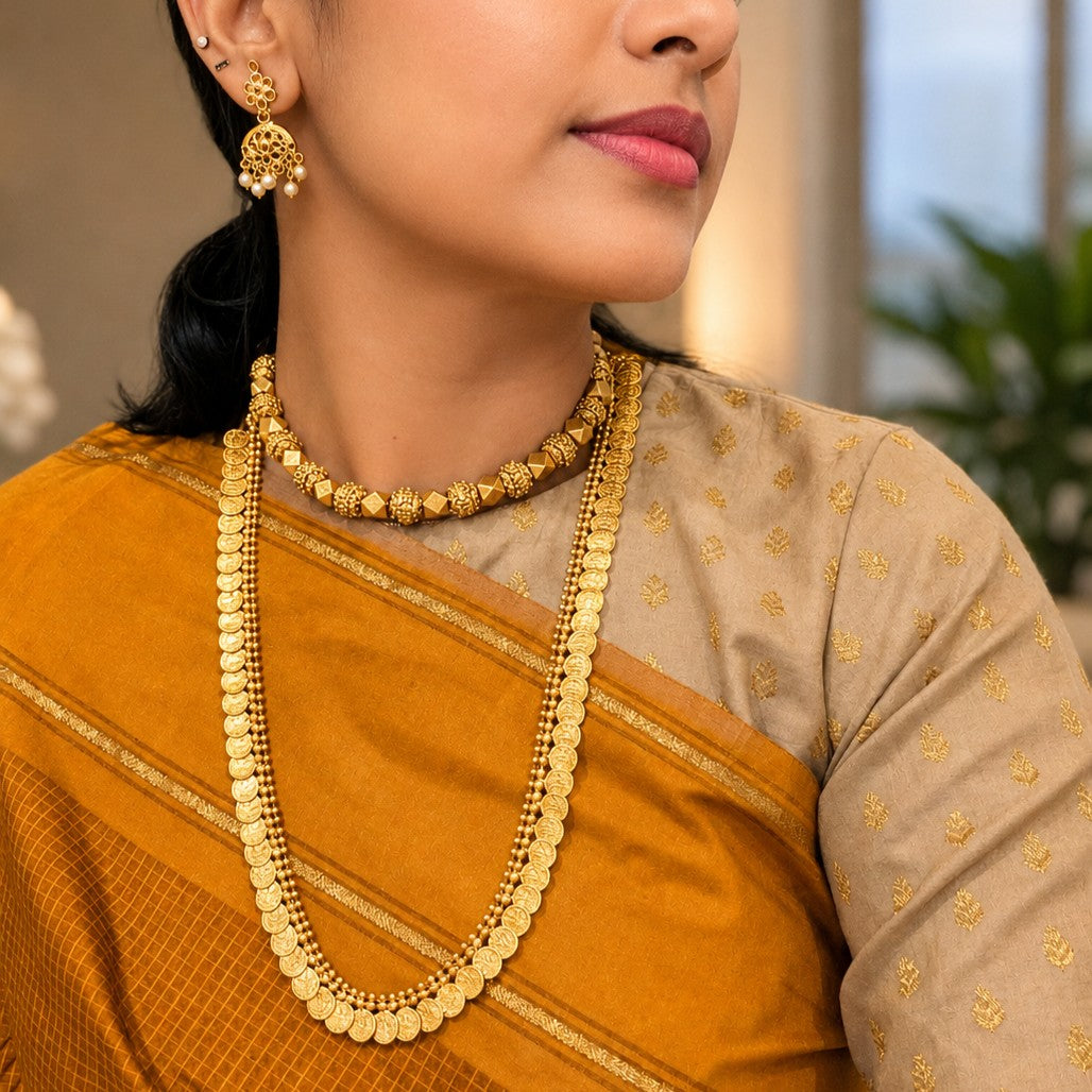 Traditional Polygon Ball Necklace Set