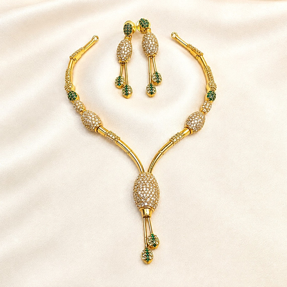 Statement Emerald Diamond Drop Necklace Set