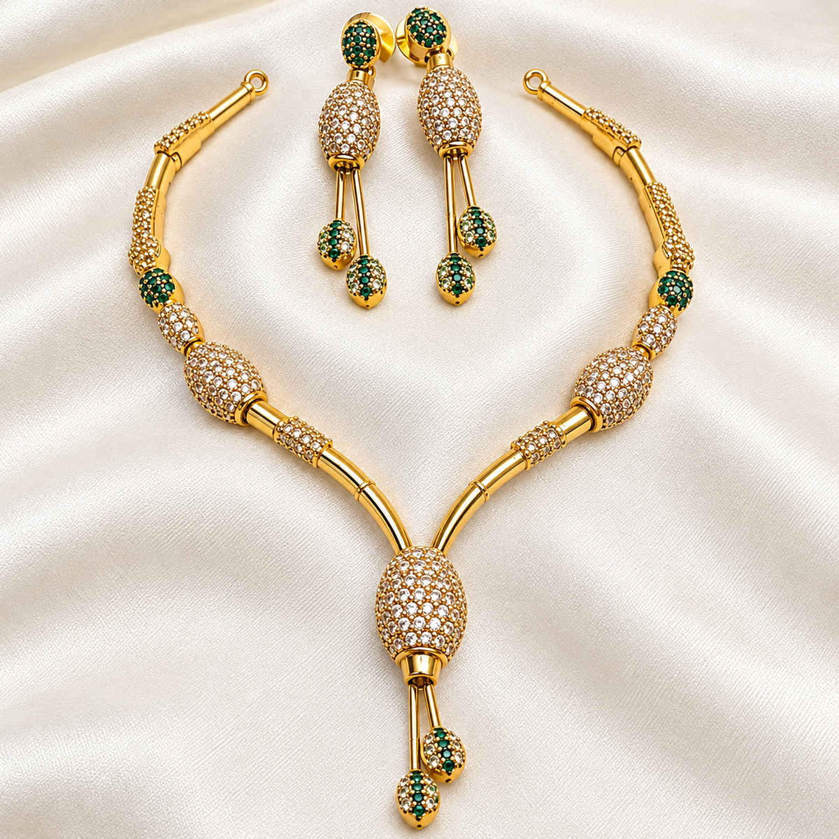 Statement Emerald Diamond Drop Necklace Set