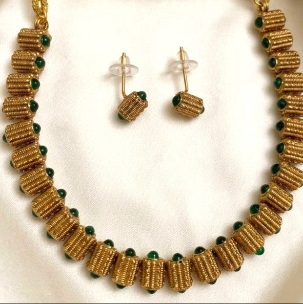 Rod Matte Gold Kemp Necklace Set