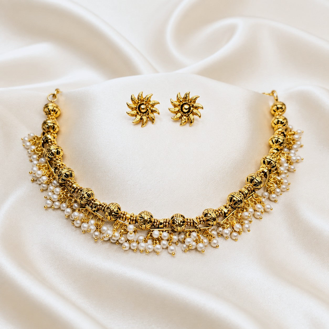 Cluster Pearl Ball Necklace Set