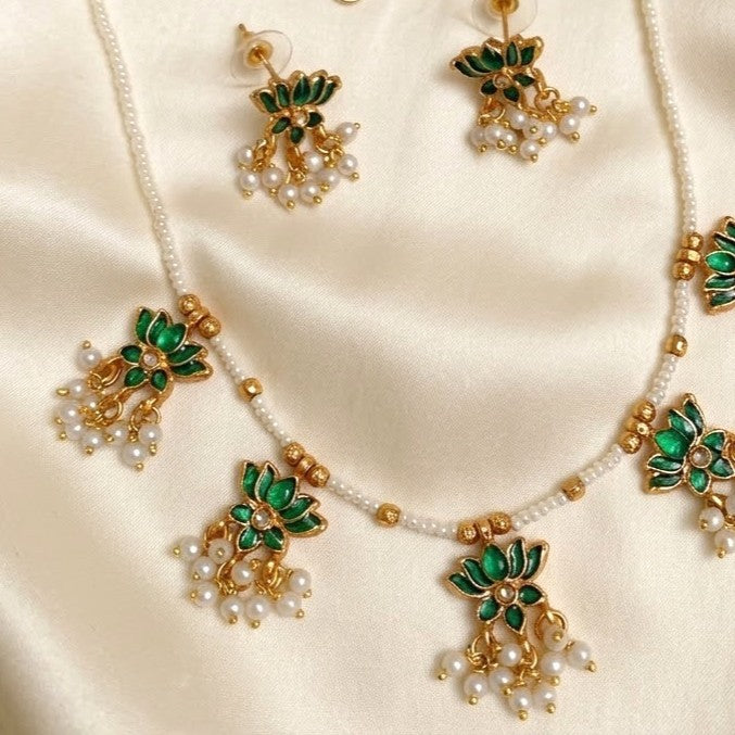 Enamel Lotus Pearl Bead Necklace Set