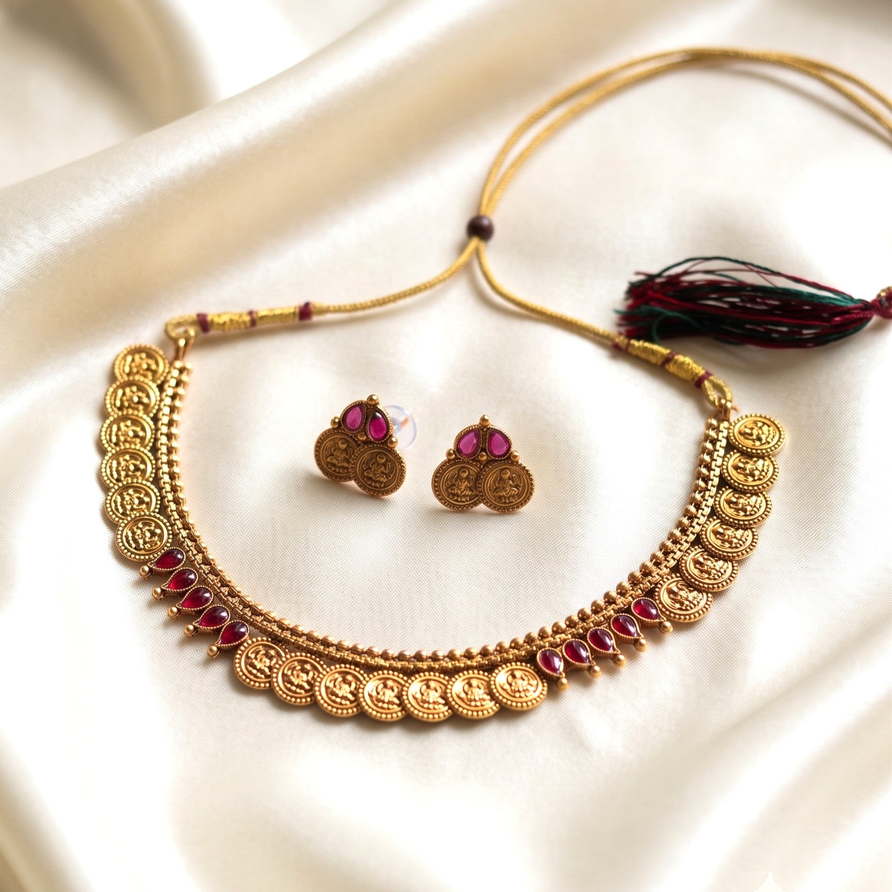 Traditional Matte Gold Coin Necklace Set