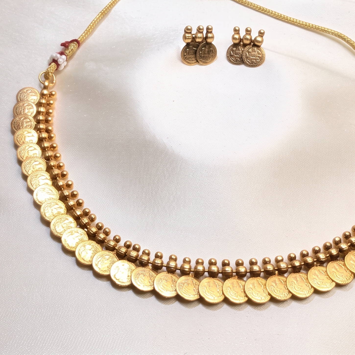 Antique Gols Kaasumala Kashumala Coin Short Necklace Kerala Onam Jewellery Traditional