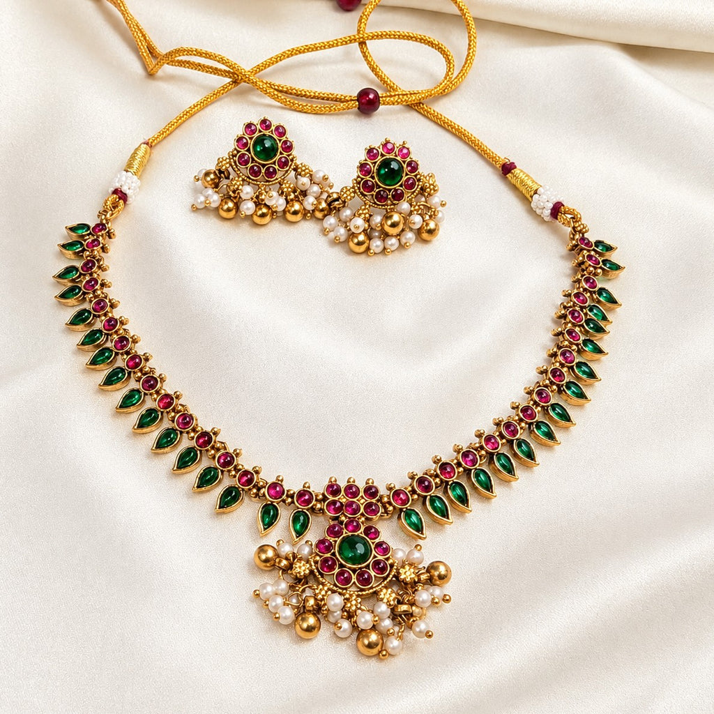 Traditional Mango Green Kemp Necklace Set