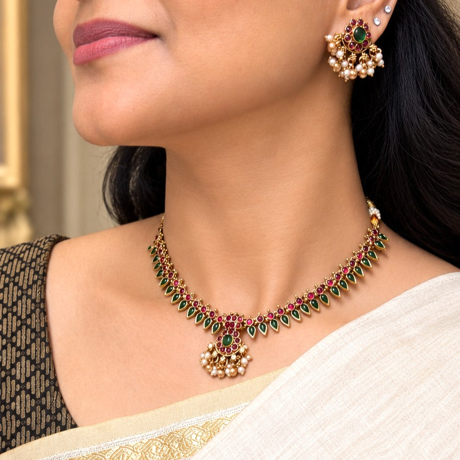 Traditional Mango Green Kemp Necklace Set