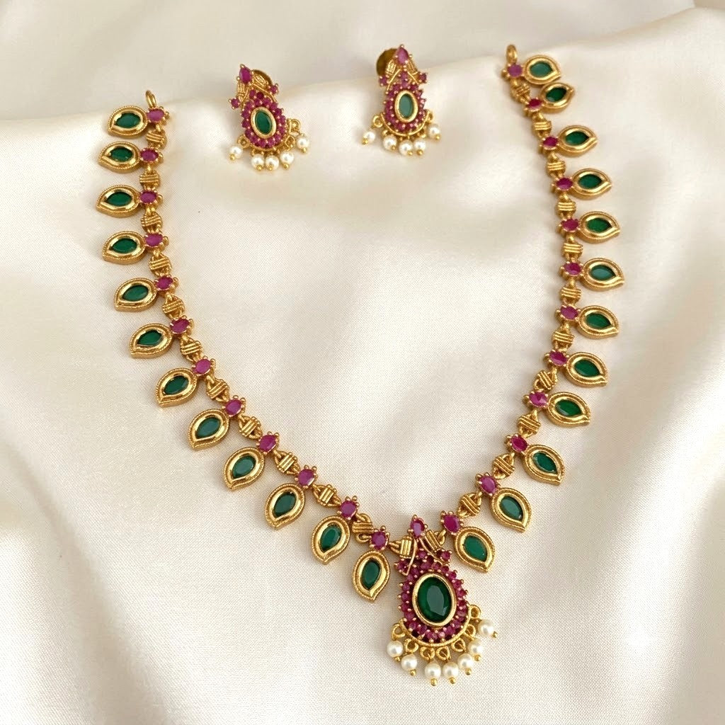 Traditional Green Palakka  Necklace Set