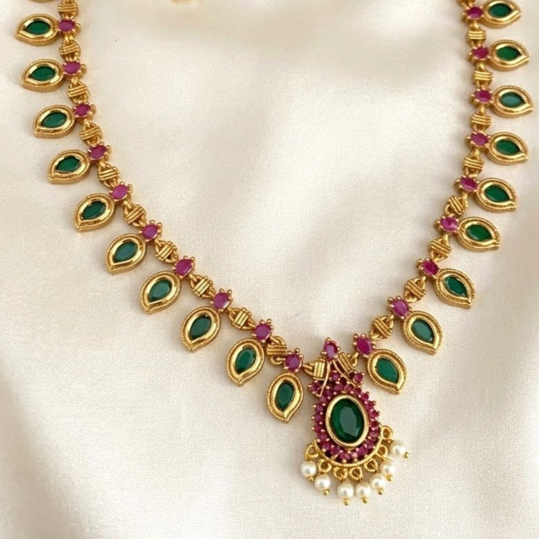 Traditional Green Palakka  Necklace Set