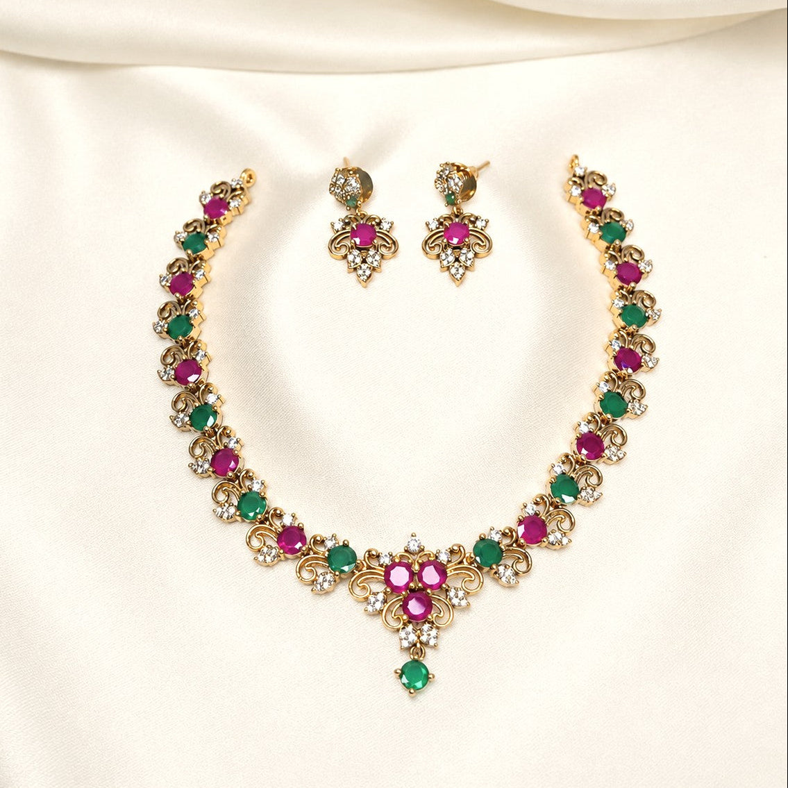 Traditional Gemstone Vintage Floral Necklace Set