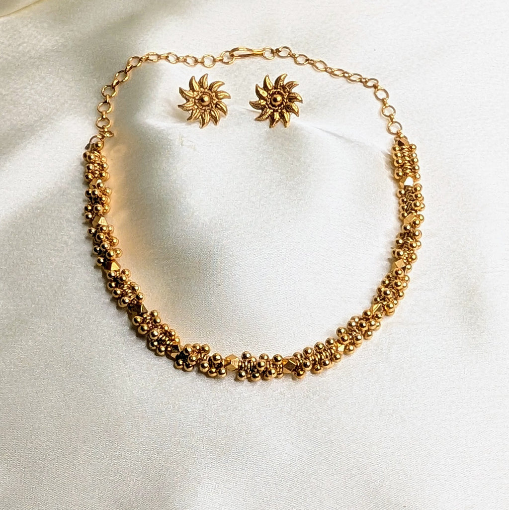 Arhoha gungroo necklace